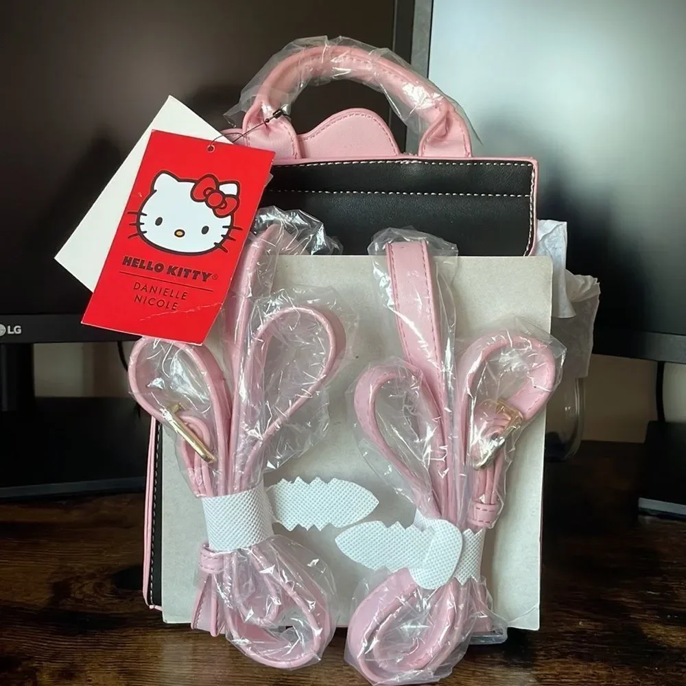 Hello Kitty Backpack  - Picture 5 of 9